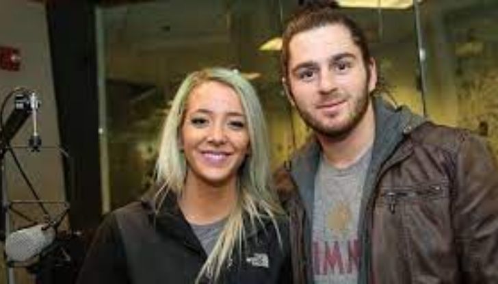 YouTube Star Jenna Marbles is Engaged to Her Longtime Boyfriend Julien Solomita